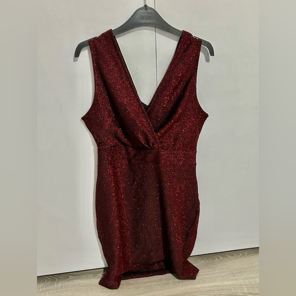 Urban Planet Red Sleeveless V-neck Bodycon Dress - Picture 1 of 2